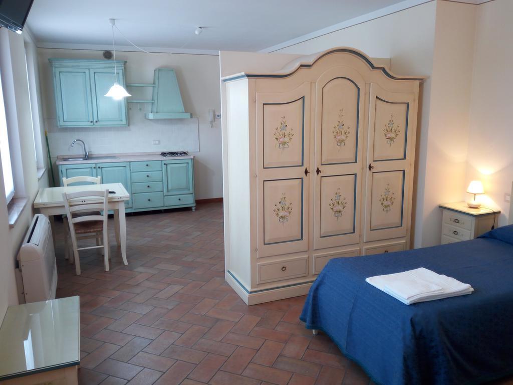 Bb Mambrotta Guest House San Martino Buon Albergo Ngoại thất bức ảnh