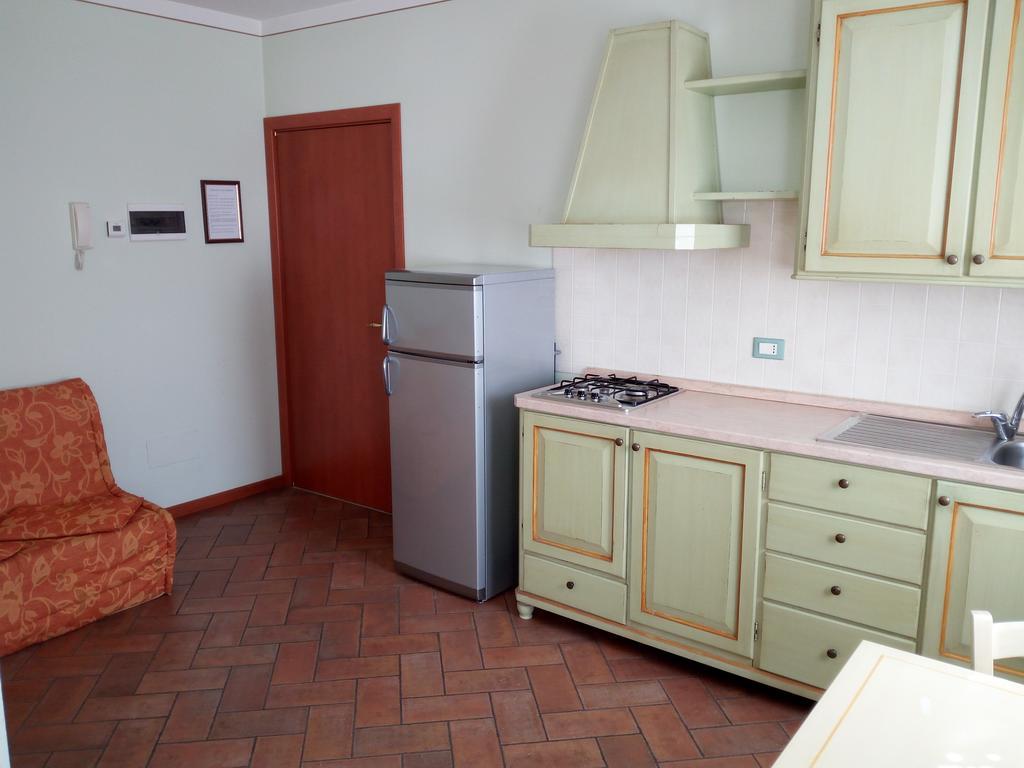 Bb Mambrotta Guest House San Martino Buon Albergo Ngoại thất bức ảnh